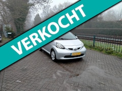 Toyota Aygo - 1.0-12V + AUTOMAAT lage km 46000km ALLINPRIJS