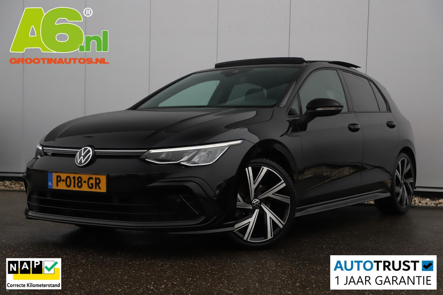 Volkswagen Golf - 1.5 eTSI R-Line Business+ 150PK DSG Automaat Panoramadak Sfeerverlichting LED 18 inch Carp - AutoWereld.nl