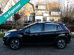 Peugeot 2008 - 1.2i GT-line 110pk 1e eig. Clima Navi Panorama Trekhaak 1250kg