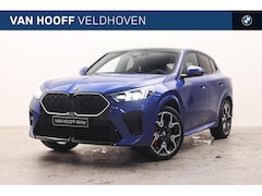 BMW X2 - sDrive20i High Executive M Sport Automaat / Panoramadak / Trekhaak / M Sportstoelen / Head
