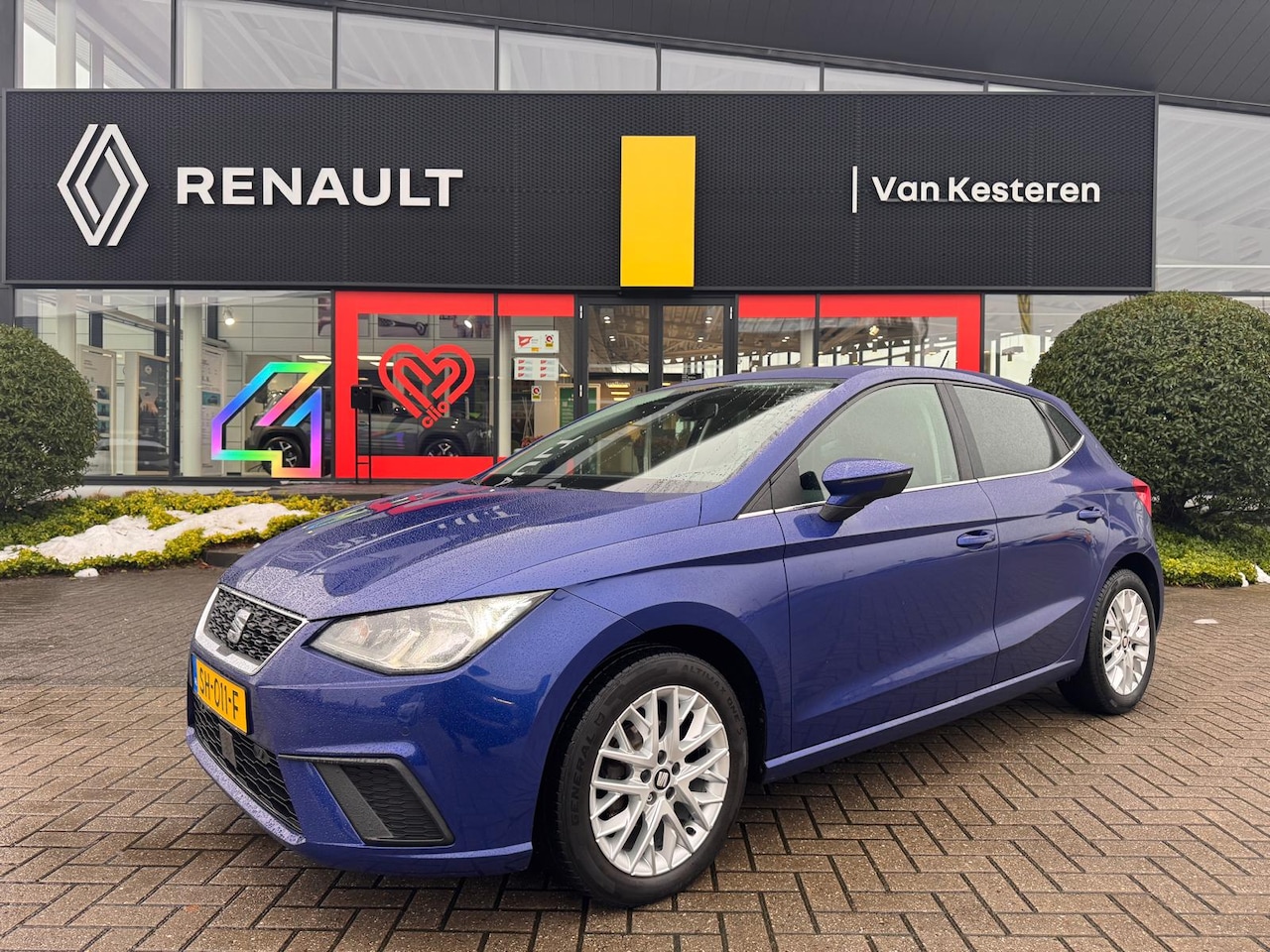 SEAT Ibiza SC - 1.0 TSI 95pk 5d Business Intense / Navigatie / Camera / Trekhaak / Cruise-Control - AutoWereld.nl