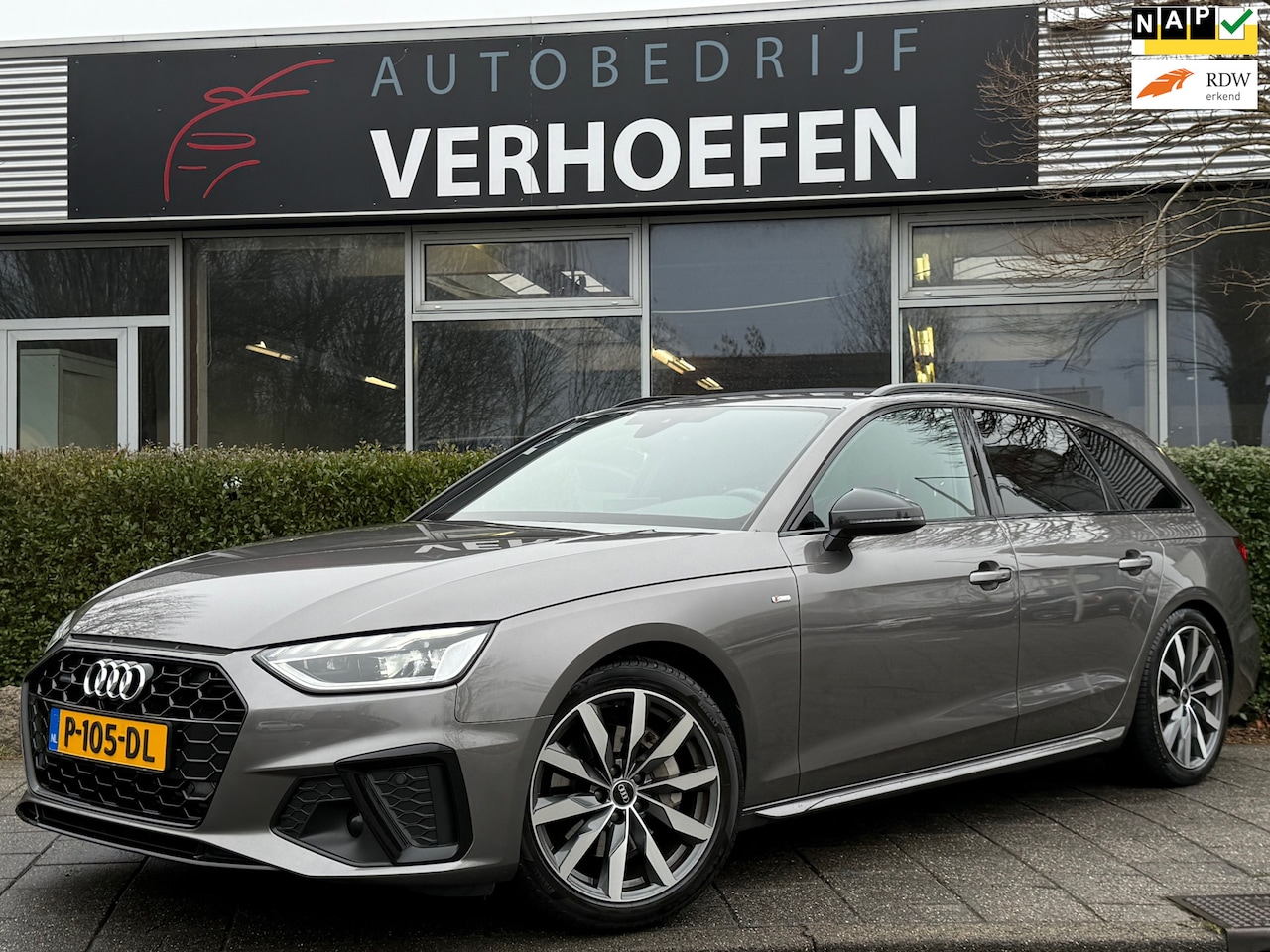 Audi A4 Avant - 40 TFSI QUATTRO S EDITION COMPETITION - VOLLEDIG DEALER ONDERHOUDEN - APPLE CARPLAY - STUU - AutoWereld.nl