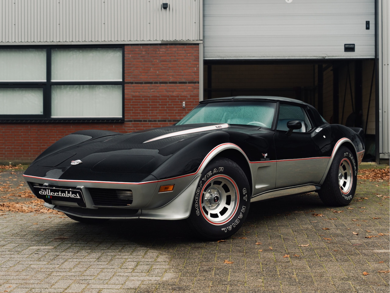 Chevrolet Corvette - USA C3 Official Pacecar Nieuwe auto - Limited Edition - AutoWereld.nl