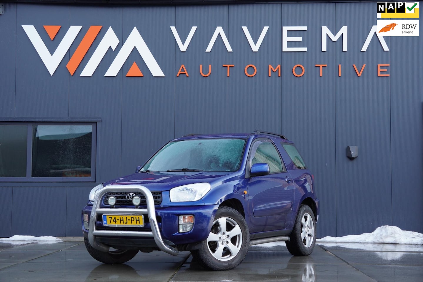 Toyota RAV4 - 2.0 16V VVT-i Luna 4x4 4WD 2001 Airco Trekhaak Youngtimer Crossover SUV - AutoWereld.nl