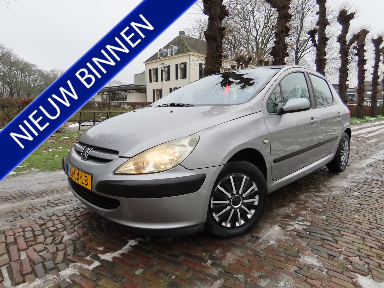 Peugeot 307 - 2.0-16V XT ECC Cruisecontrol Pdc 5 Drs Trekhaak***Apk t/m 15-1-2027*** - AutoWereld.nl