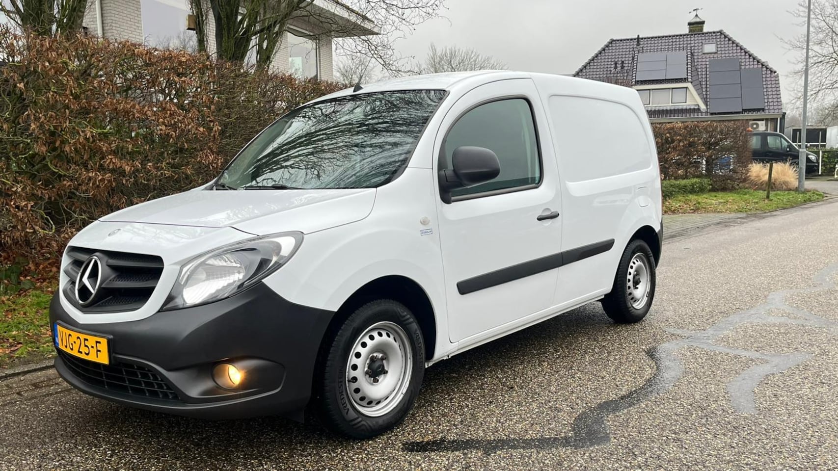 Mercedes-Benz Citan - 111 CDI BlueEFFICIENCY | EURO 6 110PK | Trekhaak | 3 persoons - AutoWereld.nl