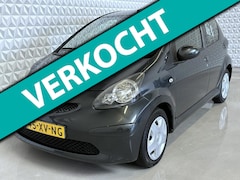 Toyota Aygo - 1.0-12V 5drs + APK tot 22-11-2026 (2007)
