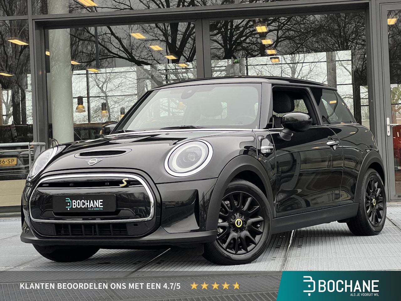 MINI Mini-Electric - Camden Edition 33 kWh | SOH 97.7%| Carplay | Parkeersensoren | Stoelverwarming - AutoWereld.nl