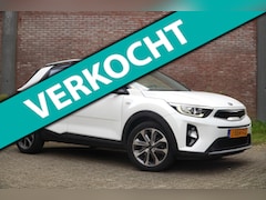 Kia Stonic - 1.0 T-GDi Sports Edition, Navi, Airco, Cruise Control, Camera, Luxe Bekleding, Ned. Auto