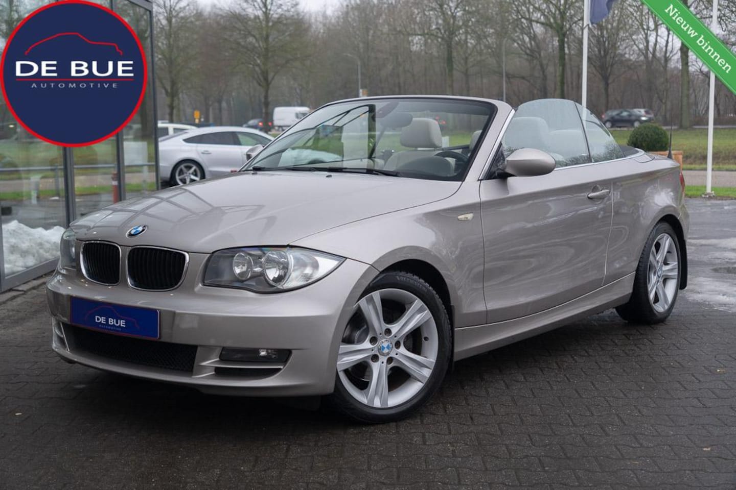 BMW 1-serie Cabrio - 125i High Executive|6 Cilinder|218pk|9 jaar in bezit|Leder|Volledig onderhouden - AutoWereld.nl