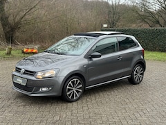 Volkswagen Polo - 1.4-16V Highline PANO I CRUISE I PDC I CLIMA I STOELVERW