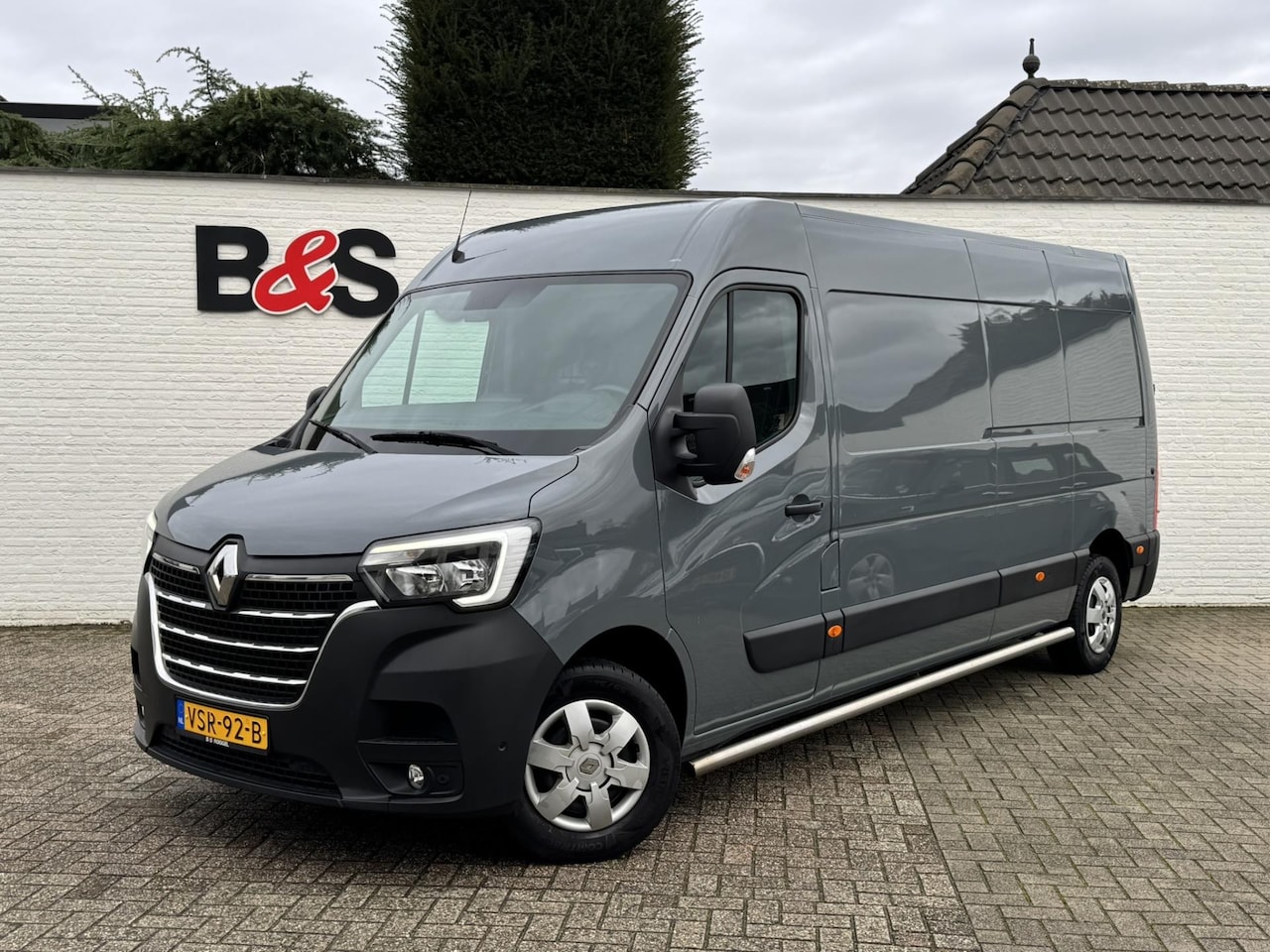 Renault Master - T35 2.3 dCi 150 L3H2 Energy Work Edition Cruise control Airco Navi Apple / Android Achteru - AutoWereld.nl