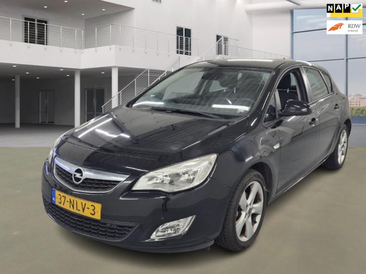 Opel Astra - 1.4 Turbo Edition Navigatie Airco NAP APK!! - AutoWereld.nl
