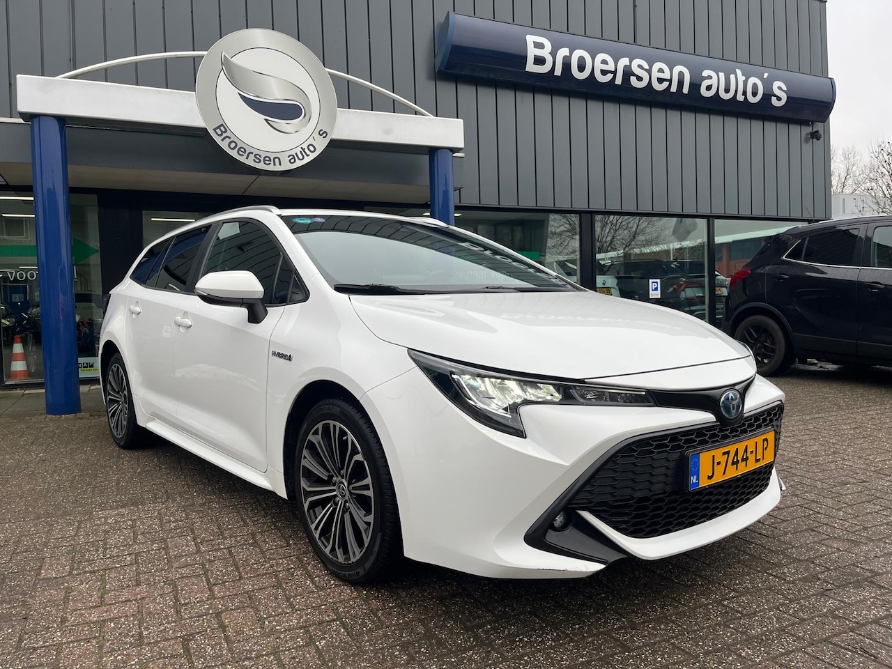 Toyota Corolla Touring Sports - 1.8 Hybrid 122pk CVT Dynamic - AutoWereld.nl