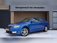 Skoda Octavia - 1.2 TSI 105pk Ambition Leder Airco Cruise Control Trekhaak 16inch LM *NL auto* 100218km *D
