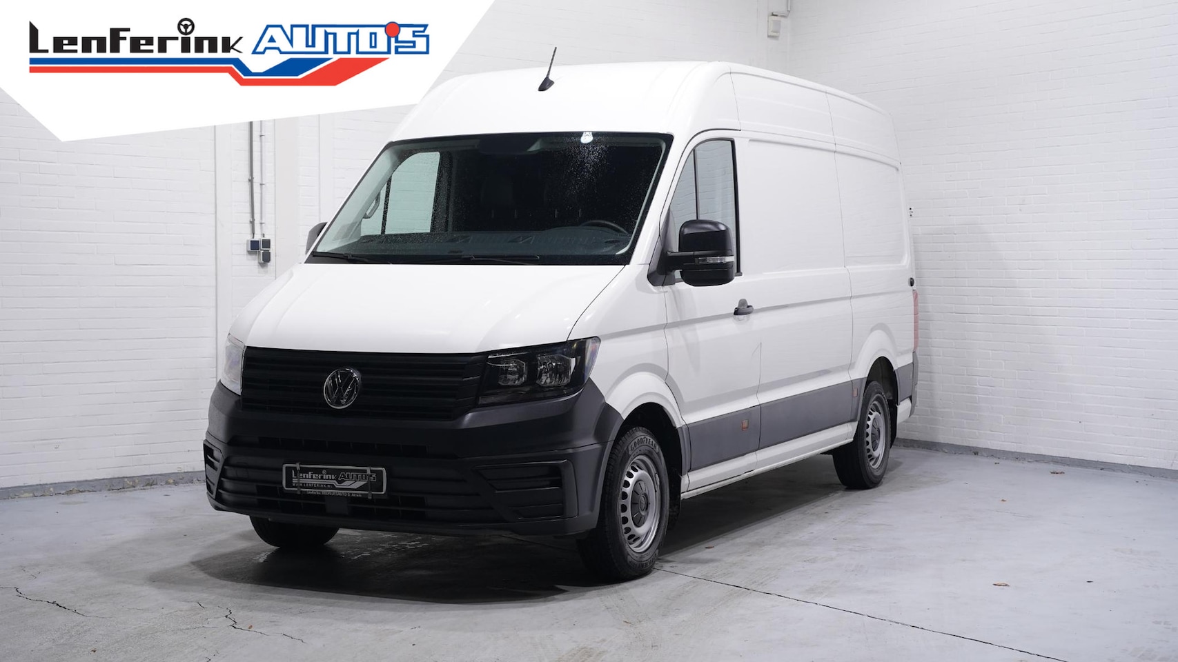 Volkswagen Crafter - 2.0 TDI 140 pk L3H3 Airco, App Connect 270 Graden Deuren, Laadruimte Pakket, Opstap achter - AutoWereld.nl