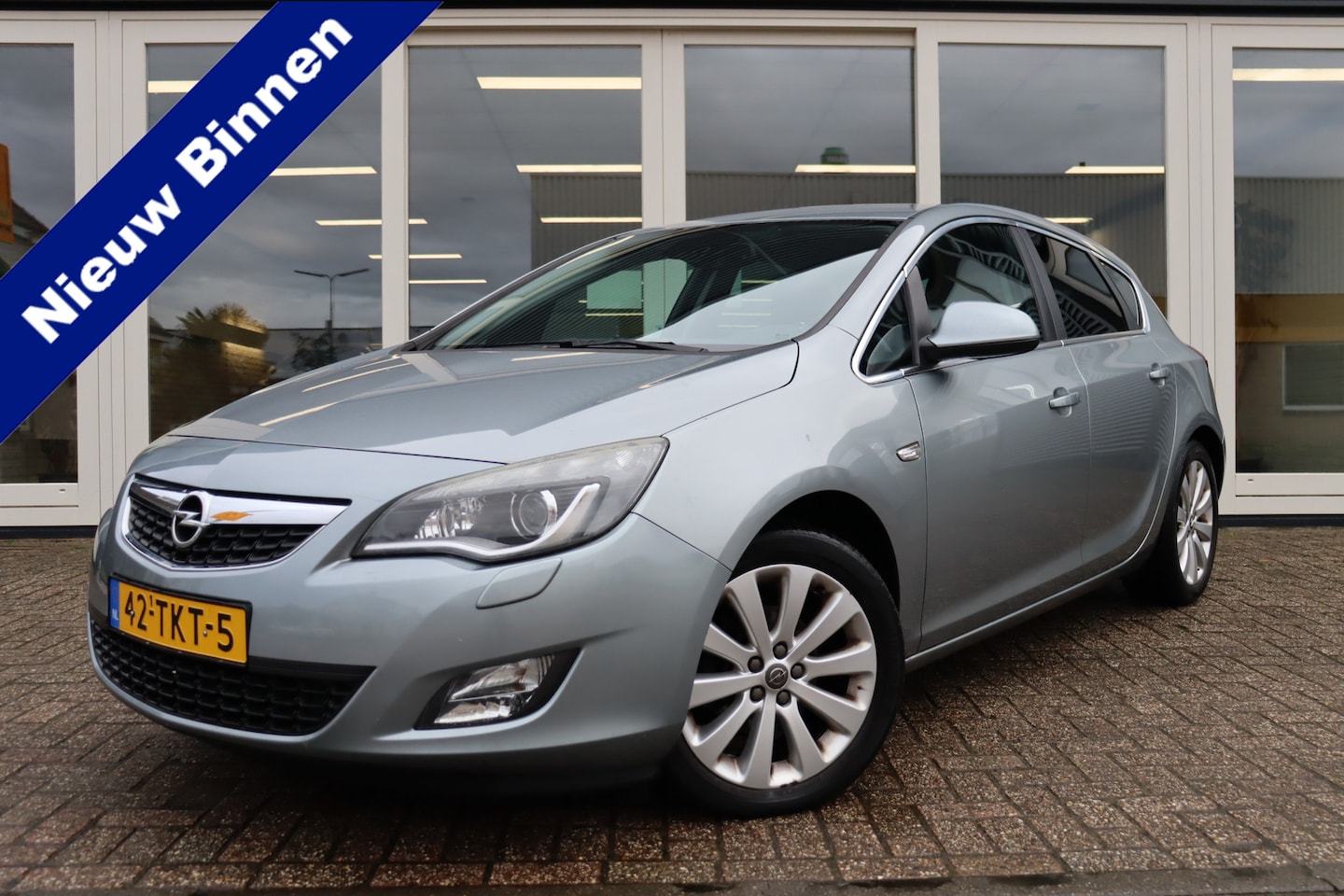 Opel Astra - 1.4 Turbo Cosmo 1.4 Turbo Cosmo, Cruise Control, Airco, Navigatie, PDC A, Trekhaak, Prijs Is Rijklaar - AutoWereld.nl