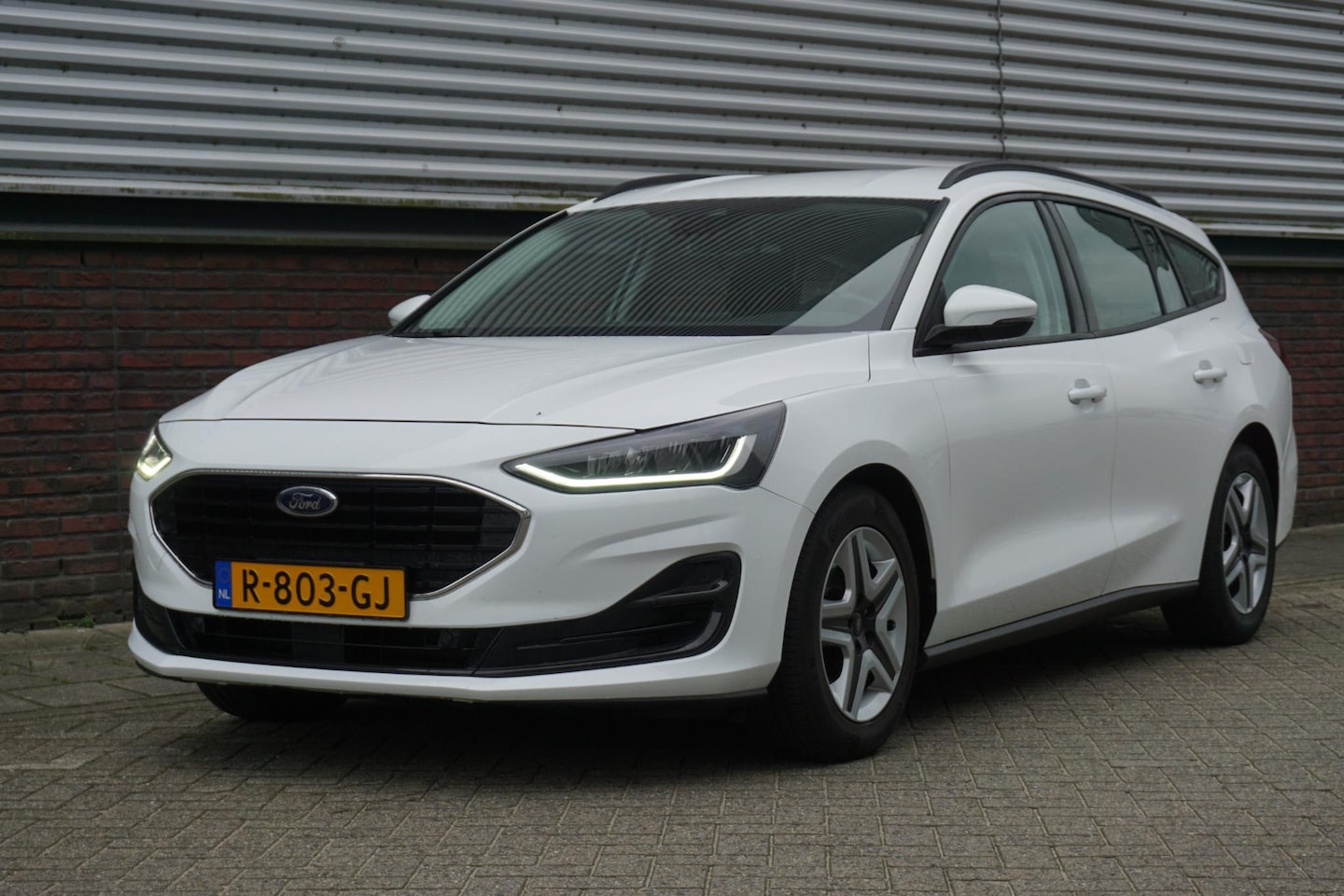Ford Focus Wagon - 1.0 EcoBoost 125PK Hybrid Connected/Comfortstoel/ Trekhaak afneembaar. - AutoWereld.nl