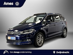 Volkswagen Touran - 1.5 150pk TSI Highline 7p Panoramadak | Adaptive cruise control | Navigatiesysteem