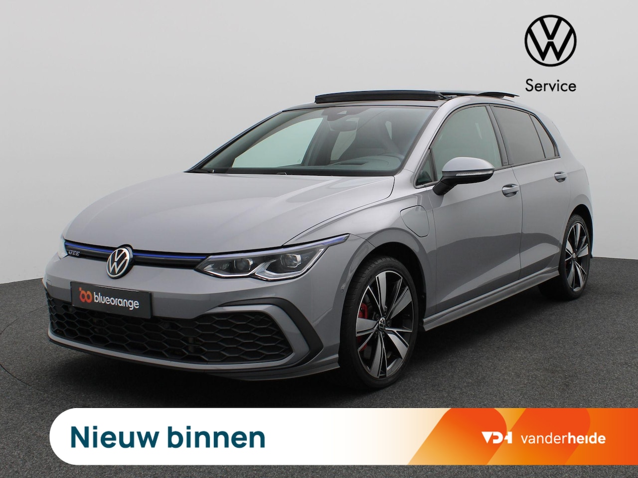 Volkswagen Golf - 1.4 eHybrid GTE 245PK DSG SOH 87%, Pano-Schuifdak, 18" LM Velgen, Trekhaak, Matrix LED-ver - AutoWereld.nl