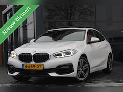 BMW 1-serie - 118i Automaat | Pano | Elektrische klep | Org. NL