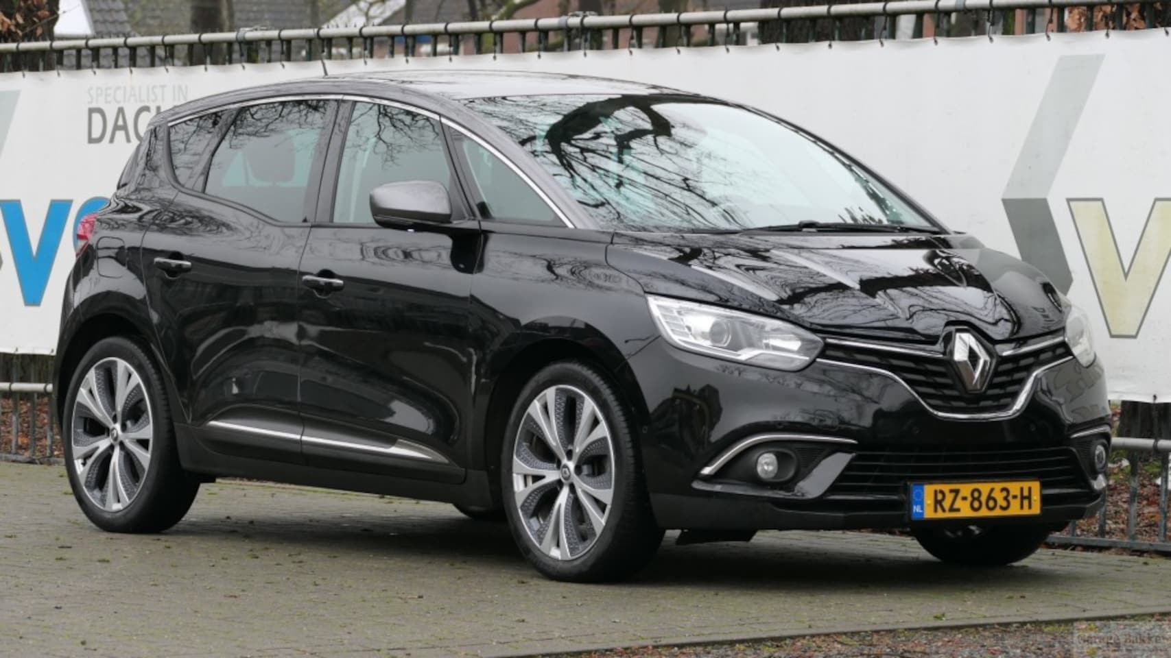 Renault Scénic - TCe 130 Intens - AutoWereld.nl