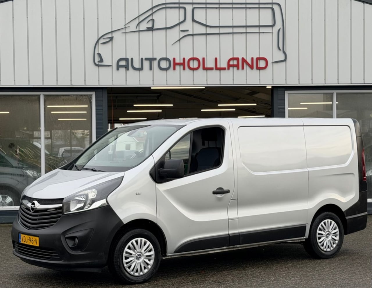 Opel Vivaro - 1.6 CDTI 92KW 125PK EURO 6 AIRCO/ NAVIGATIE/ CRUISE CONTROL/ CAMERA/ 100% DEALERONDERHOUDE - AutoWereld.nl