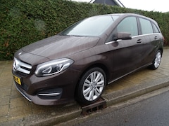 Mercedes-Benz B-klasse - 250 AMBITION-Automaat-Navi-Cruise-Leer-Trkh