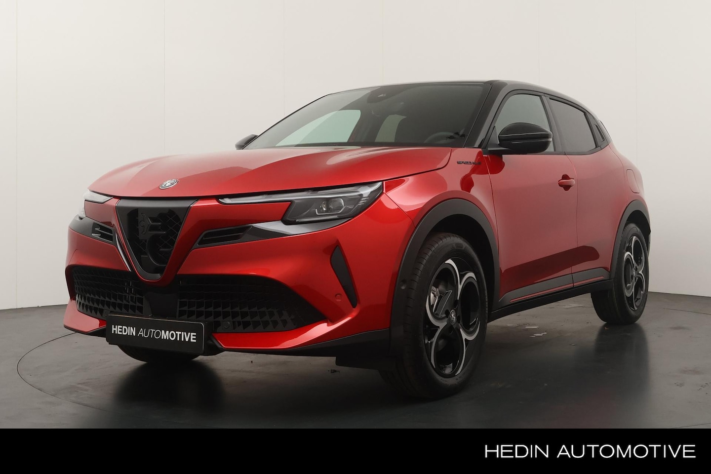 Alfa Romeo Junior - 1.2 Turbo Hybrid Ibrida Speciale 145 pk | Techno pakket | Verwarmde voorruit - AutoWereld.nl