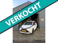 Toyota Aygo - 1.0 Vvt-i 69pk 5D 2017 Wit
