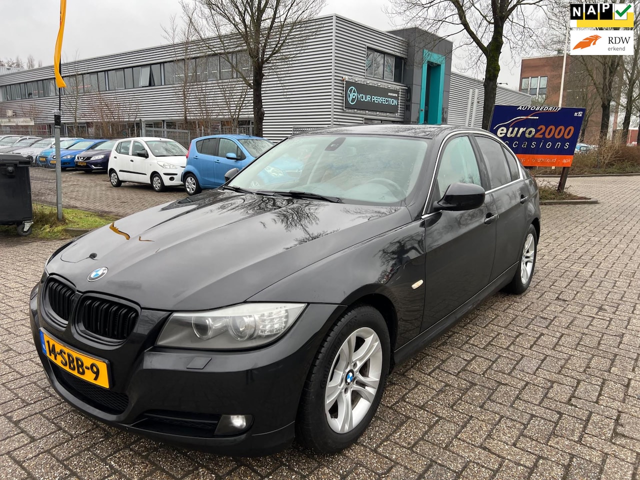 BMW 3-serie - 318i Corporate Lease Luxury Line- LEDER ! - AutoWereld.nl
