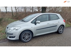 Toyota Auris - 1.6-16V Sol AUTOMAAT