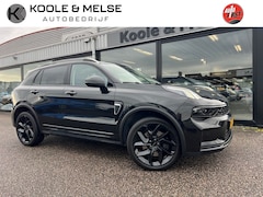 Lynk & Co 01 - 1.5 261pk PLUG IN HYBRID , BLACK EDITION , PANO DAK , 360GR Camera , ADAPTIVE CC , CAR PLA