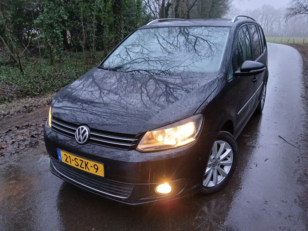 Volkswagen Touran - 1.4 TSI Highline | Cruise + Airco - AutoWereld.nl