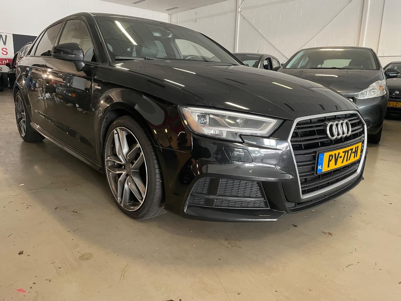 Audi A3 Sportback - 1.6 TDI Sport S Line Edition automaat zeer mooi - AutoWereld.nl