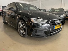 Audi A3 Sportback - 1.6 TDI Sport S Line Edition automaat zeer mooi