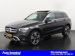 Mercedes-Benz GLC-klasse - 300e 4MATIC Business | Panoramadak | Camera | Blind spot | Zondag Open
