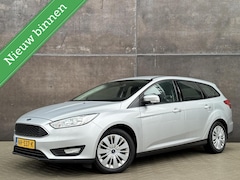 Ford Focus Wagon - 1.0 Lease Edition Trekhaak | Nieuwe APK | Cruise | Navi