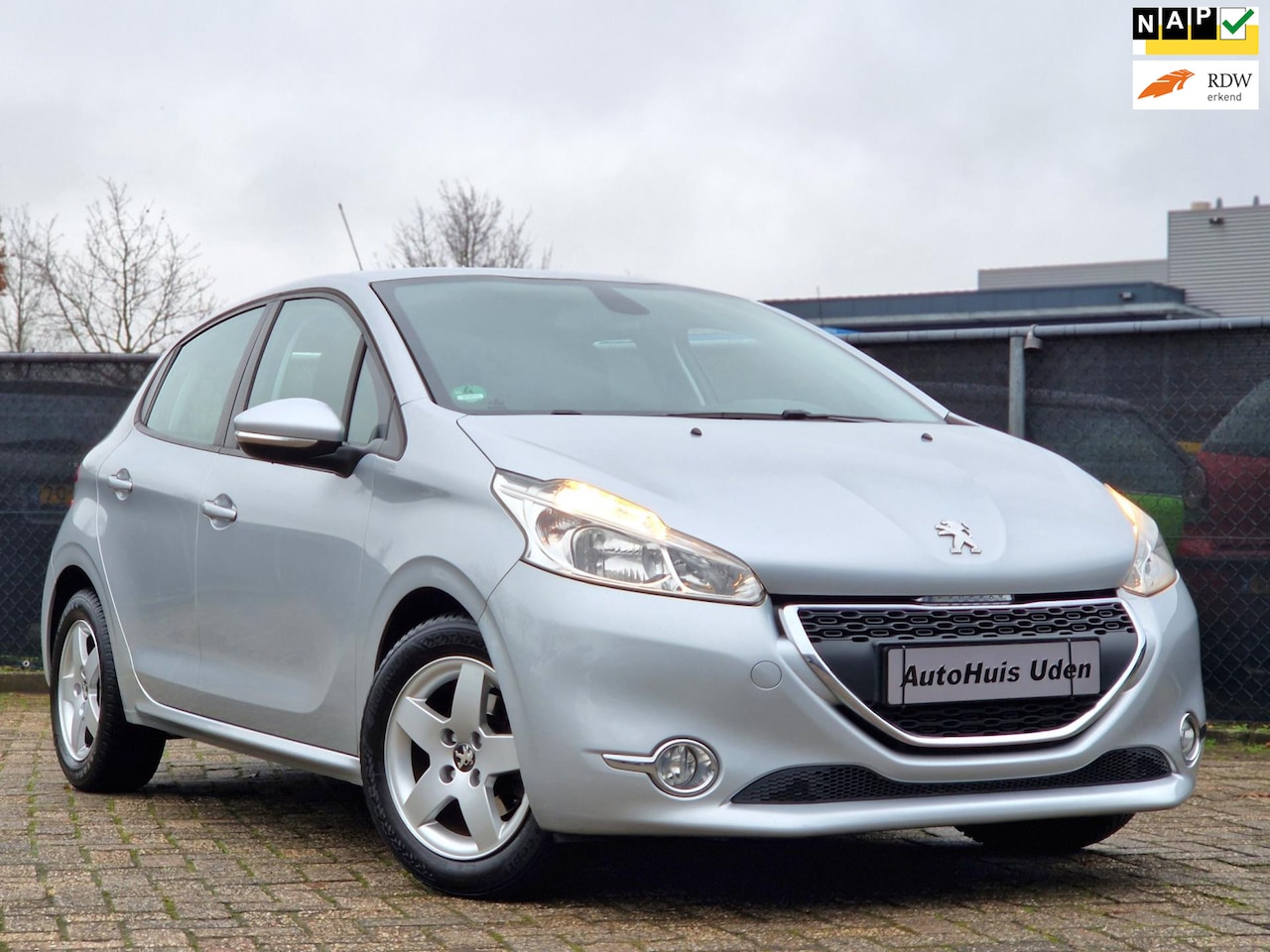 Peugeot 208 - 1.4 VTi Envy 5Dr*Navi*Pdc*Org NL - AutoWereld.nl
