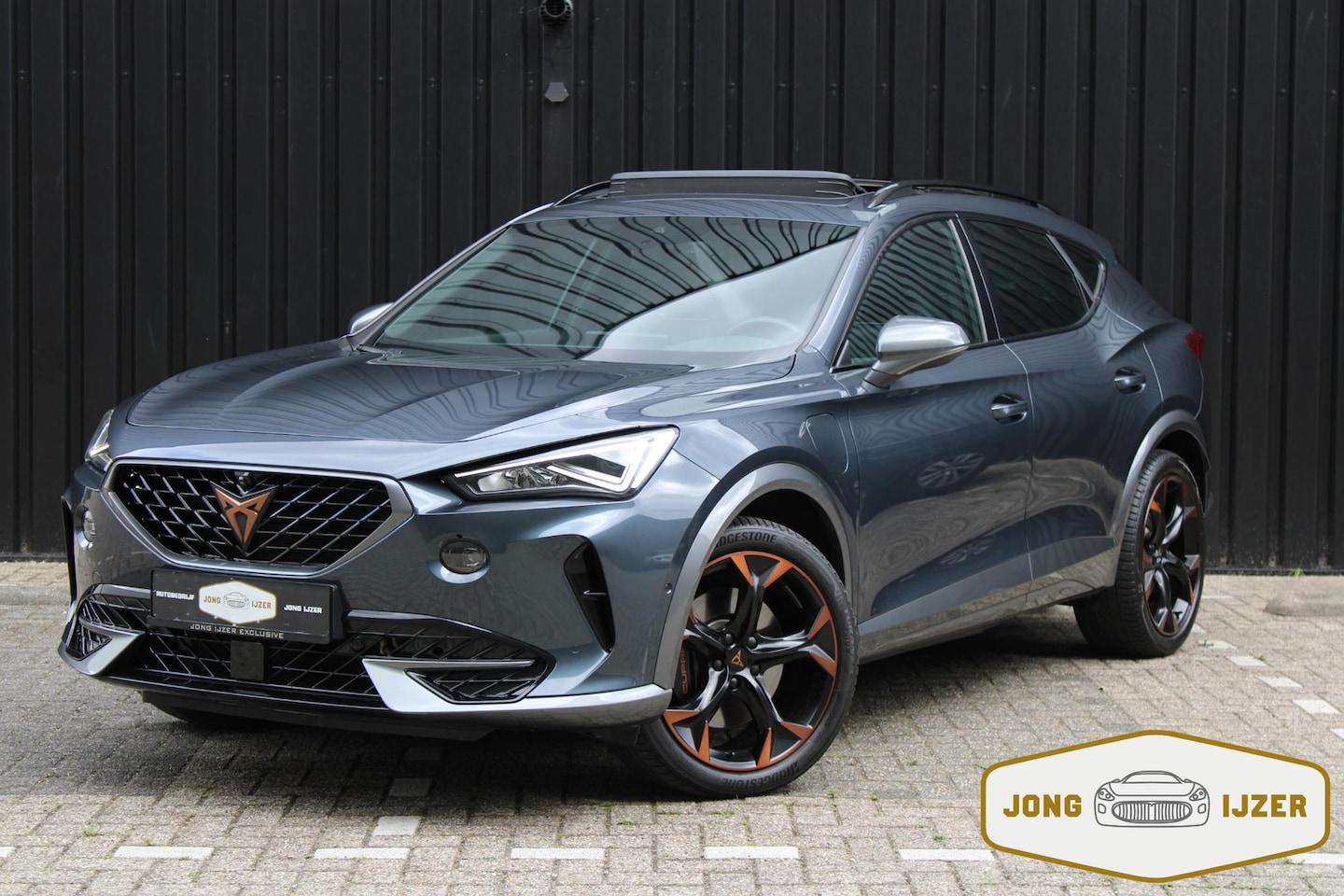 CUPRA Formentor - 1.4 e-Hybrid VZ Copper PANO LEER MEMORY 360 CAM - AutoWereld.nl
