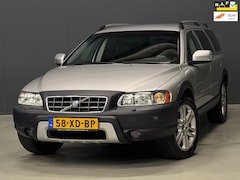 Volvo XC70 - 2.5 T Momentum AUTOMAAT LEDER/NAVI/CRUISE/STOELVERW | KEURIGE AUTO