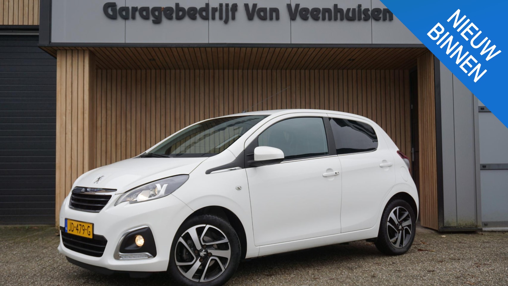 Peugeot 108 - 1.0 68pk e-VTi Allure 5Drs Keyless 16inch LM Groot scherm Clima Achteruitrijcamera *NL aut - AutoWereld.nl