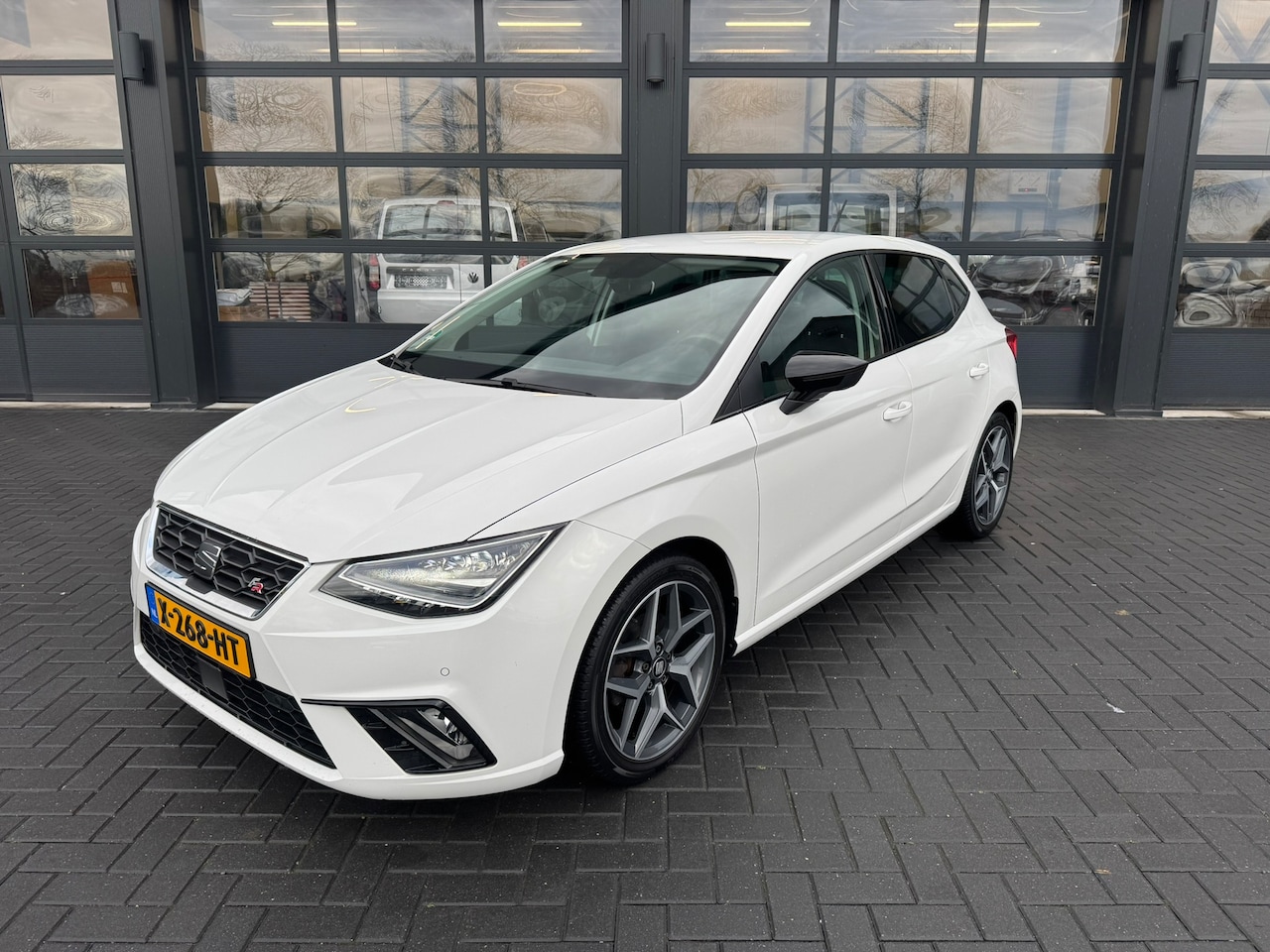 SEAT Ibiza - 1.0 TSI FR Stoelverwarming / Clima - AutoWereld.nl