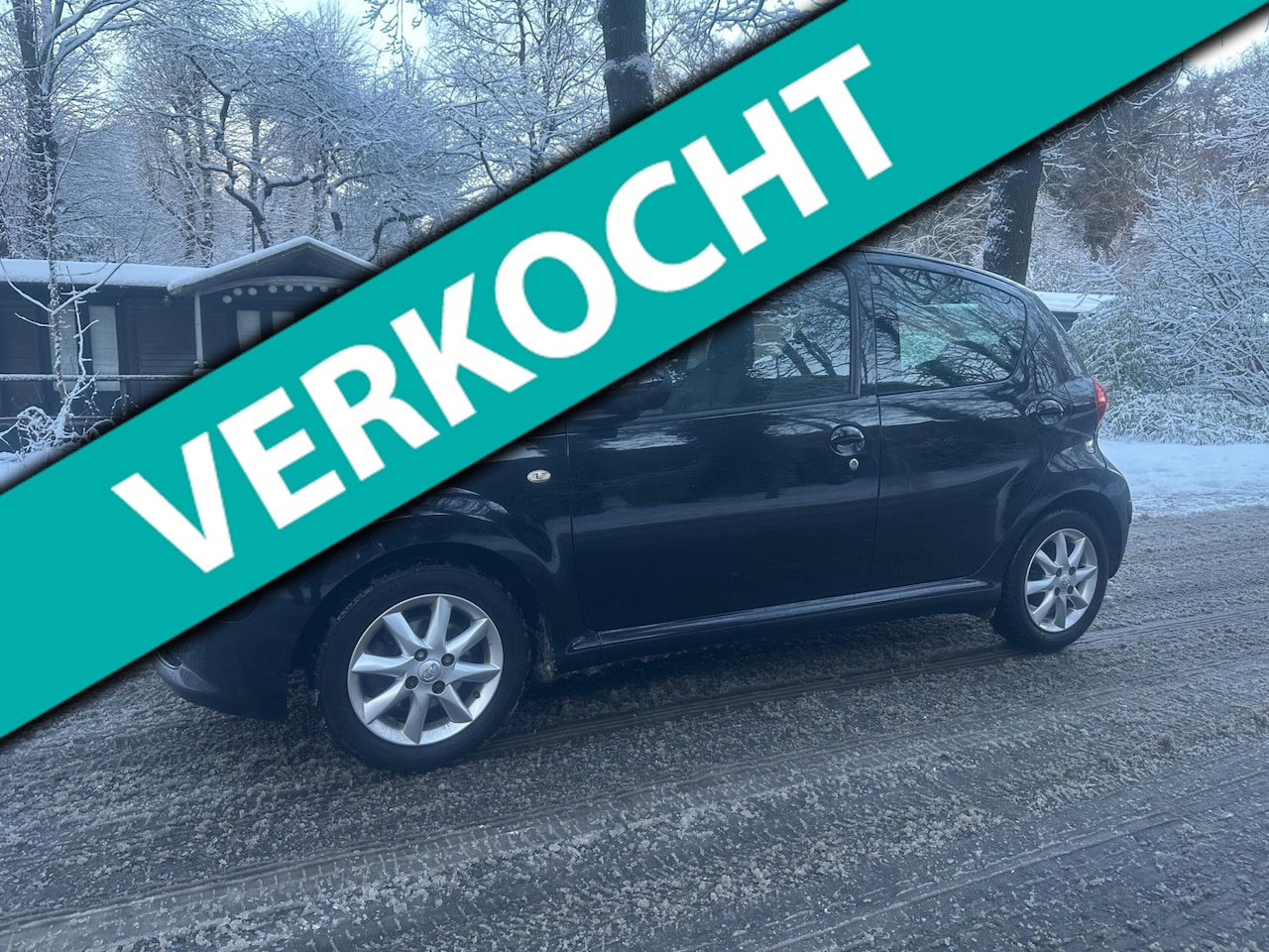 Toyota Aygo - 1.0-12V AIRCO 5 DEURS ZWART - AutoWereld.nl