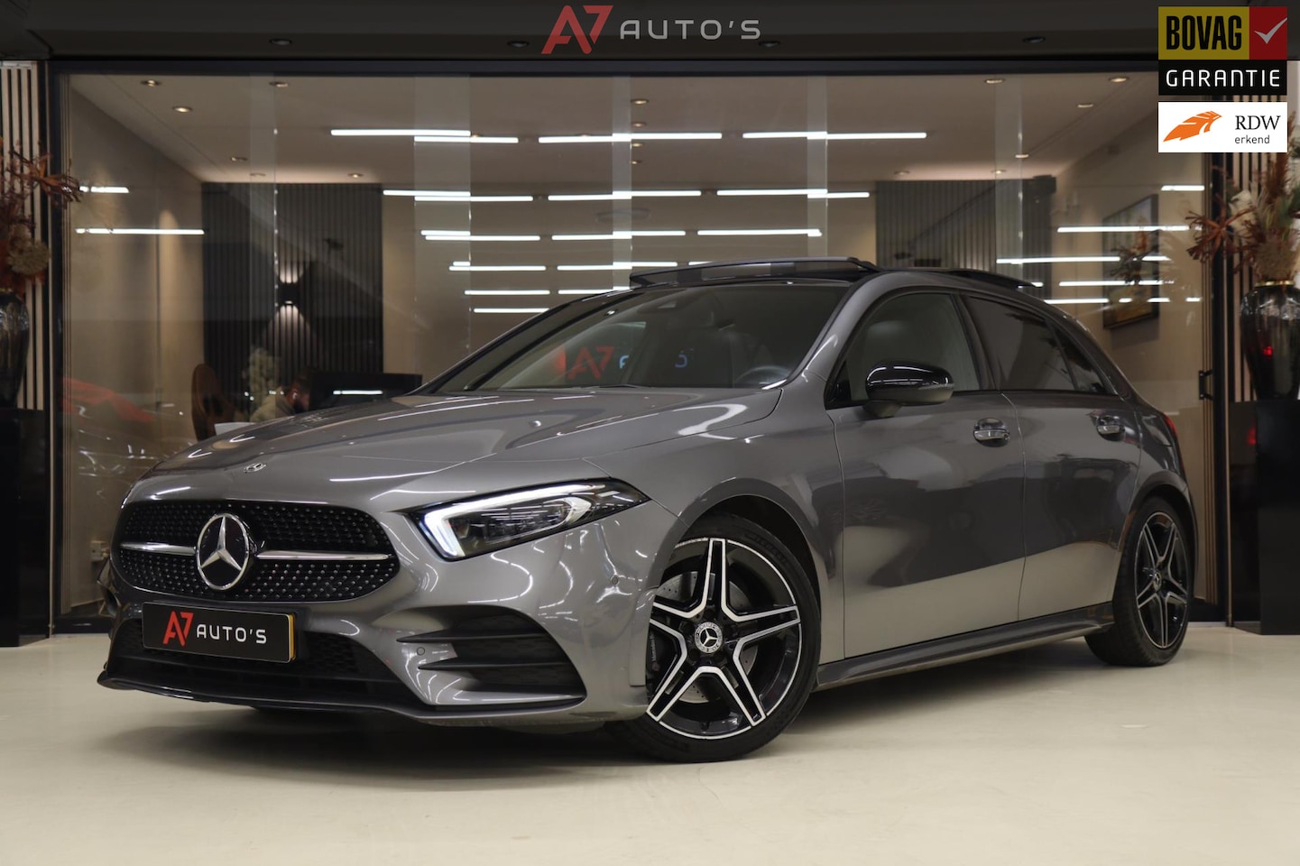 Mercedes-Benz A-klasse - 220 AMG Pano/Memory/Burm/Sfeer/Camera/Carplay/BOMVOL - AutoWereld.nl
