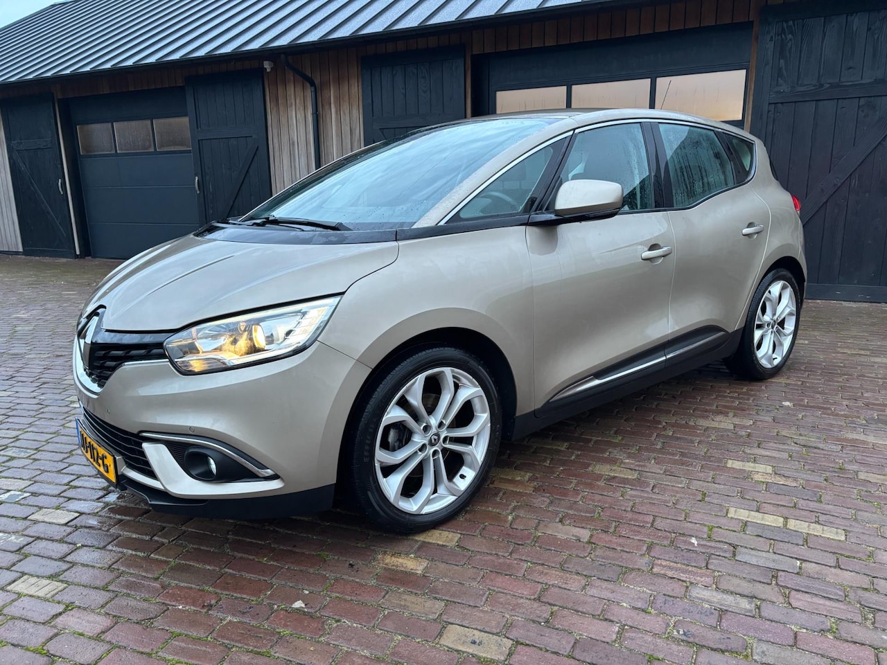 Renault Scénic - 1.2 TCe Zen 1.2 TCe Zen, - AutoWereld.nl