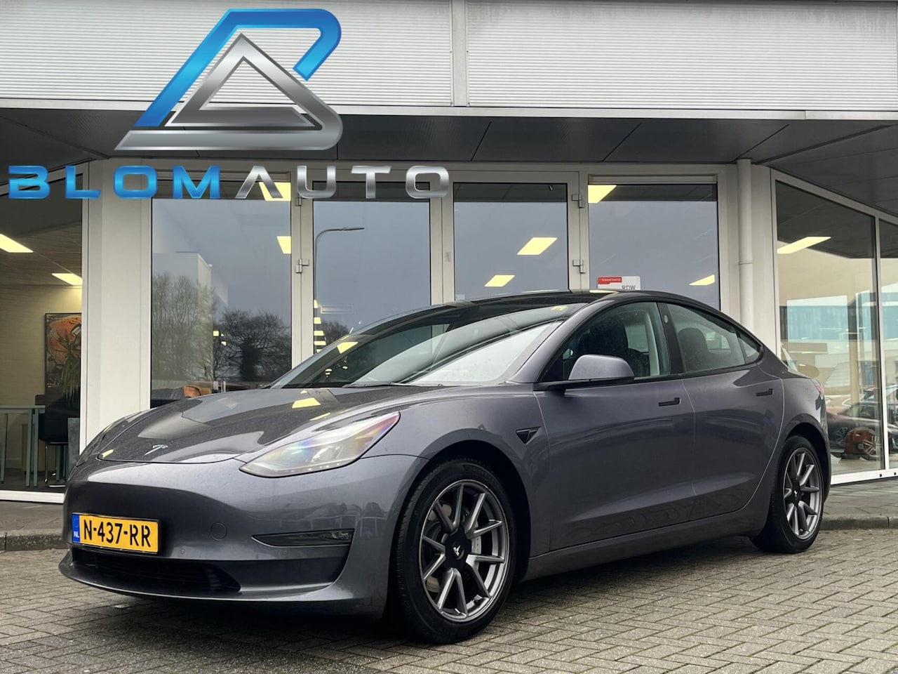Tesla Model 3 - Long Range RWD Long Range AWD 75 kWh 352PK AUTOPILOT+TREKHAAK - AutoWereld.nl