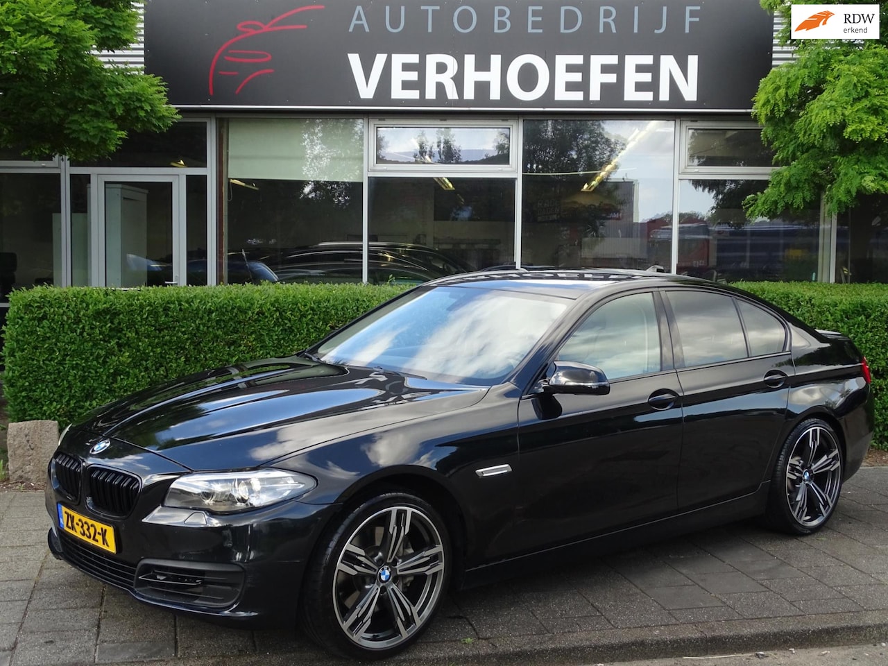 BMW 5-serie - 535i High Executive - AUTOMAAT - HARMAN / KARDON - BIND SPOT - VOL DEALER ONDERHOUDEN ! - AutoWereld.nl
