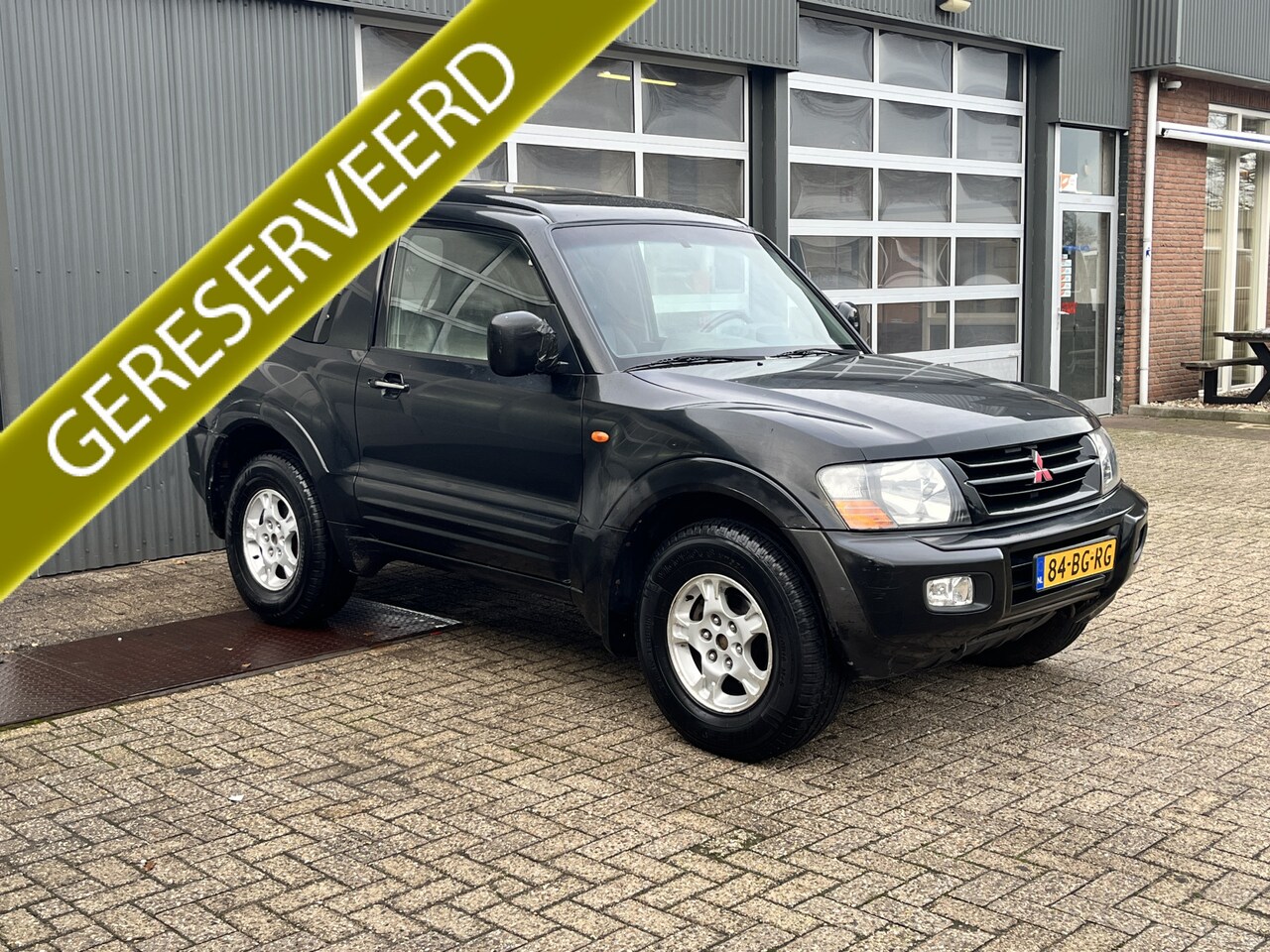 Mitsubishi Pajero - 3.2 Di-D GLX EXPORT Motor loopt in NOODLOOP Automaat Cruise controle Airco Stoelverwarming - AutoWereld.nl