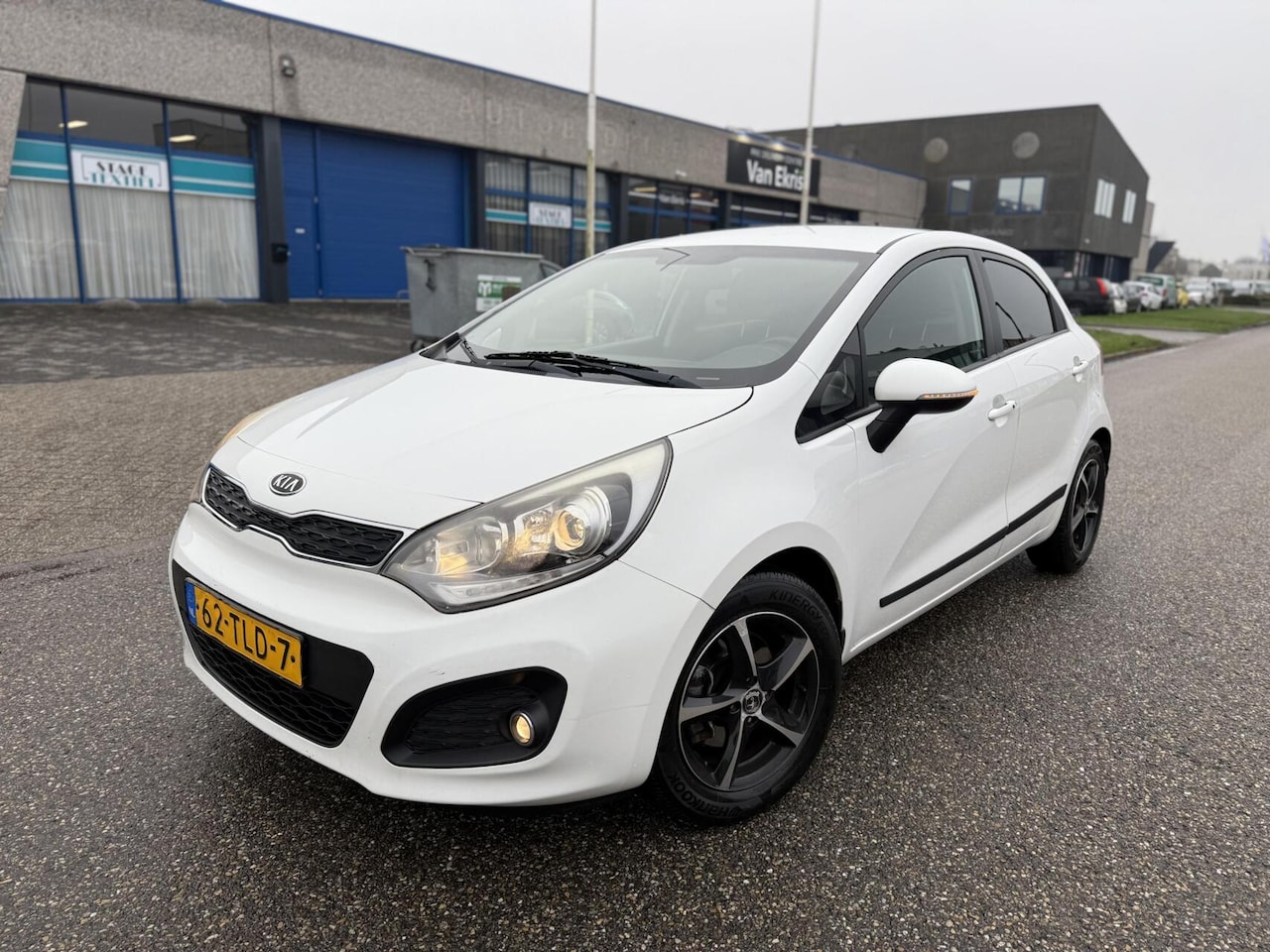 Kia Rio - 1.4 CVVT Super Pack 6-BAK Start/stop Cruise/Navi/BT - AutoWereld.nl